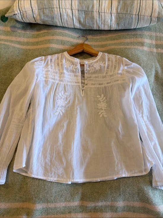 Velvet by Graham & Spencer Tops - Velvet by Graham & Spencer White Embroidered Lace Peasant Blouse